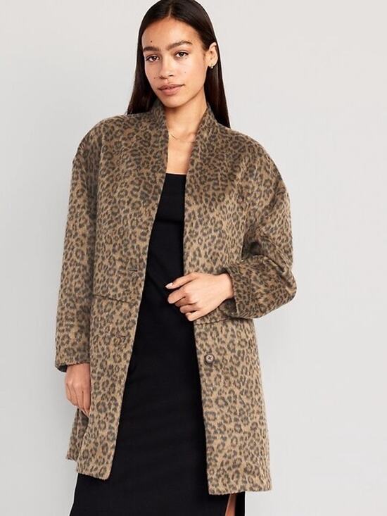 Old Navy Jackets & Blazers - Old Navy Women’s Faux Fur Raglan Sleeve Mid Length Leopard Print Coatigan Sz. M
